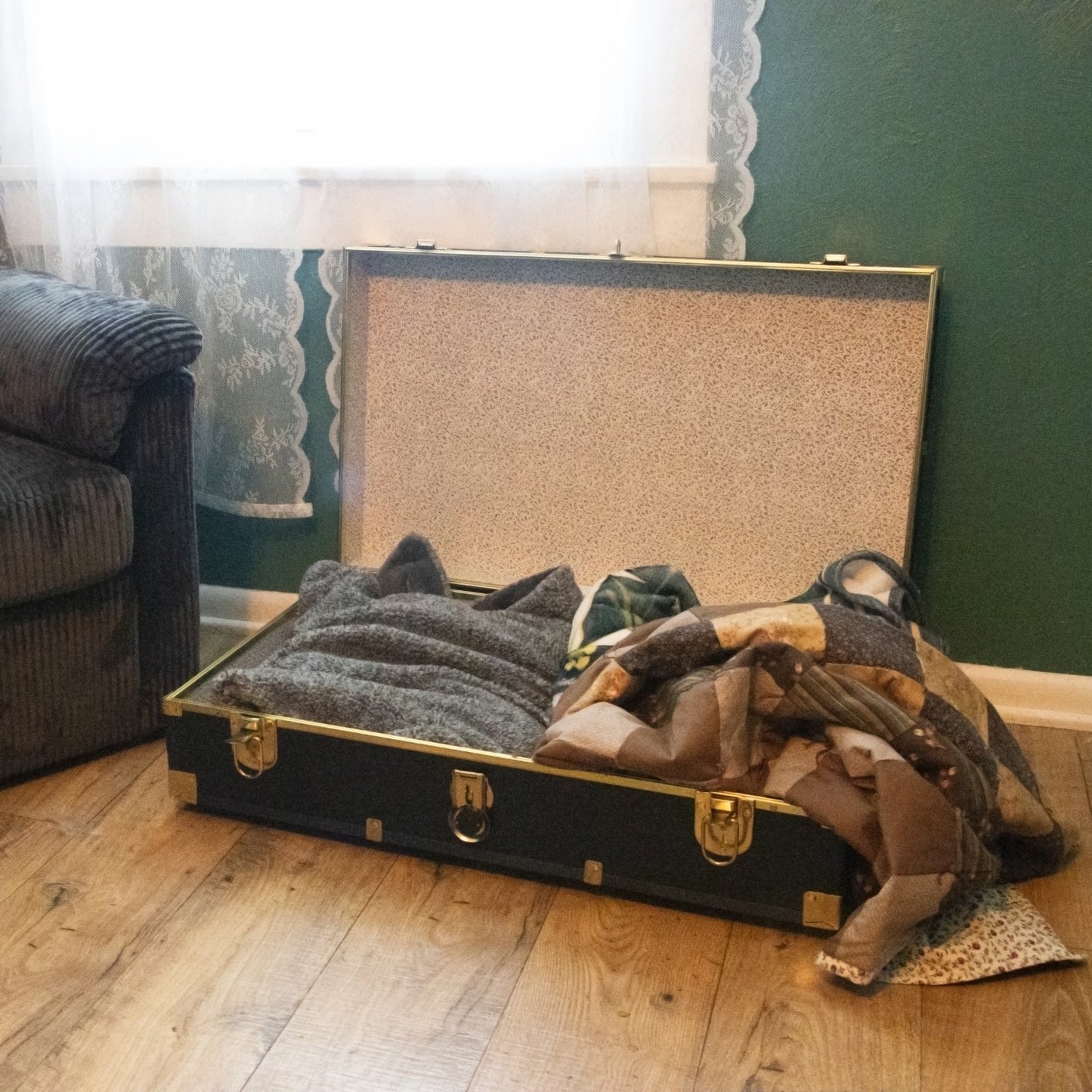 Seward Under Bed Storage Trunk - 30"
