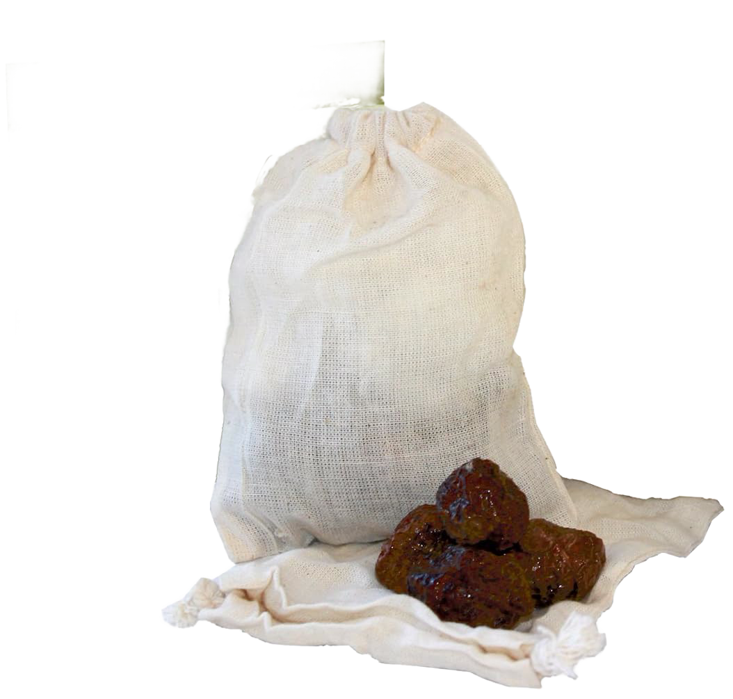 Natural cotton drawstring bag holding handcrafted soap nuts alongside several whole soap nuts, ideal for eco-friendly laundry supplies in Home & Decor and Soaps and Soapmaking collections.