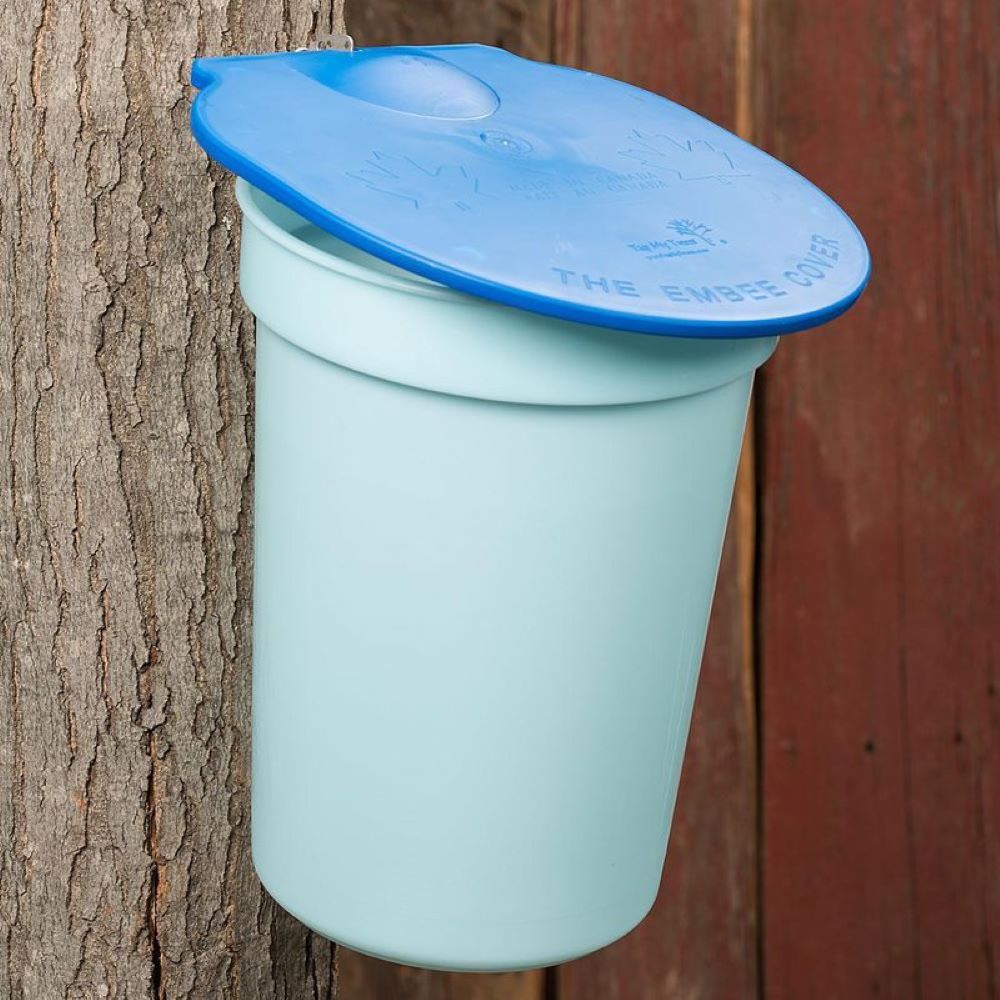 Light blue 3-gallon sap bucket crafted from high-impact polypropylene with a blue lid, ideal for maple syrup collecting in farming, orchard, and sugaring supply settings.