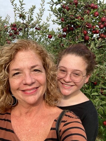 From Apple Tree to Apple Pie: My Trip to the Orchard