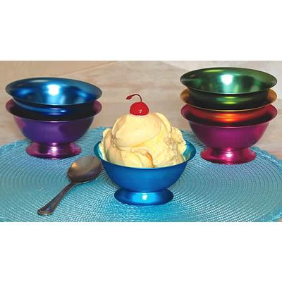 Ice Cream Dishes Make Hearts Beat Faster