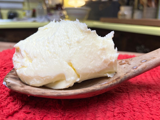 What is Cultured Butter? (And How to Make it at Home)