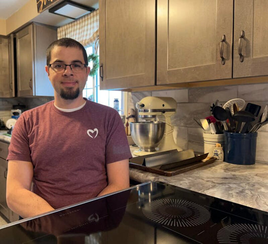 Baking Bread: Recipes and Memories from One of Lehman's Own