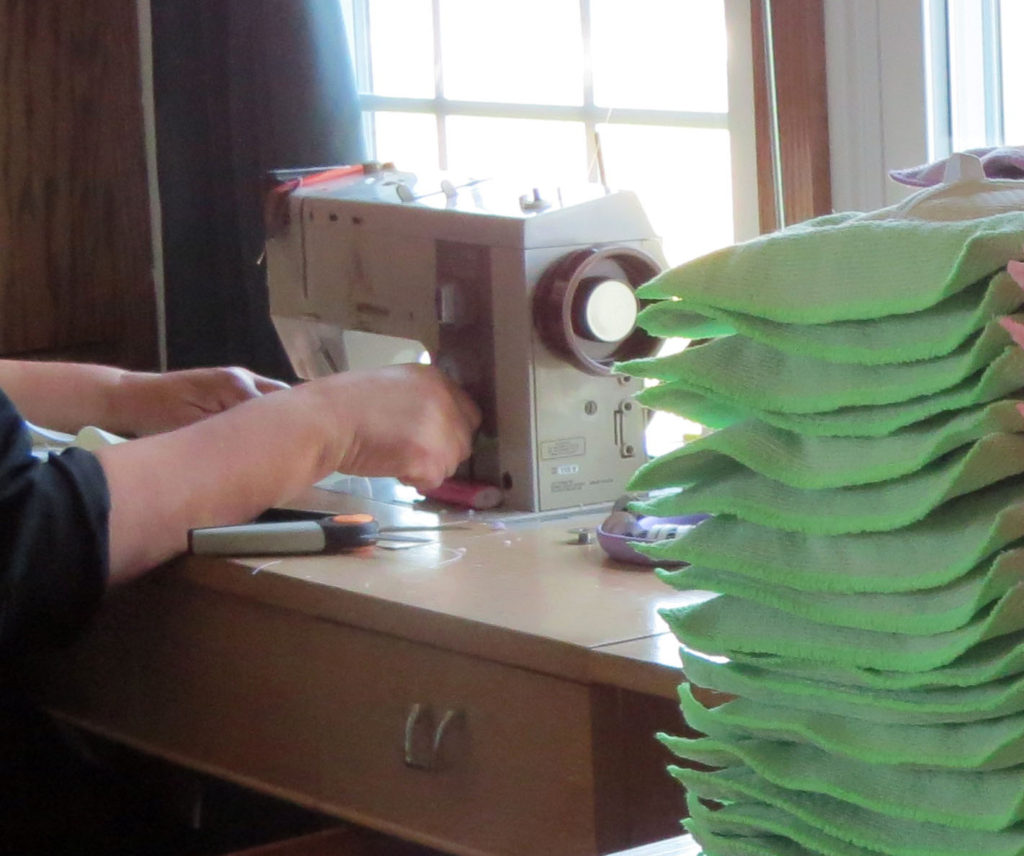 Making Amish Wall Mops is a Family Affair