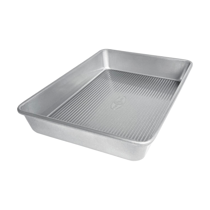 Durable aluminized steel seamless rectangular cake pan with ridged bottom, crafted in USA for versatile baking in Kitchen & Food, Cookware, Baking Supplies, Pots and Pans collections.