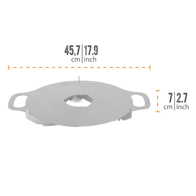 Oiled steel griddle plate with sturdy handles and central vent, designed for versatile grilling with multiple heat zones, suitable for Farm, Garden & Tool, Stoves, and Camping collections.