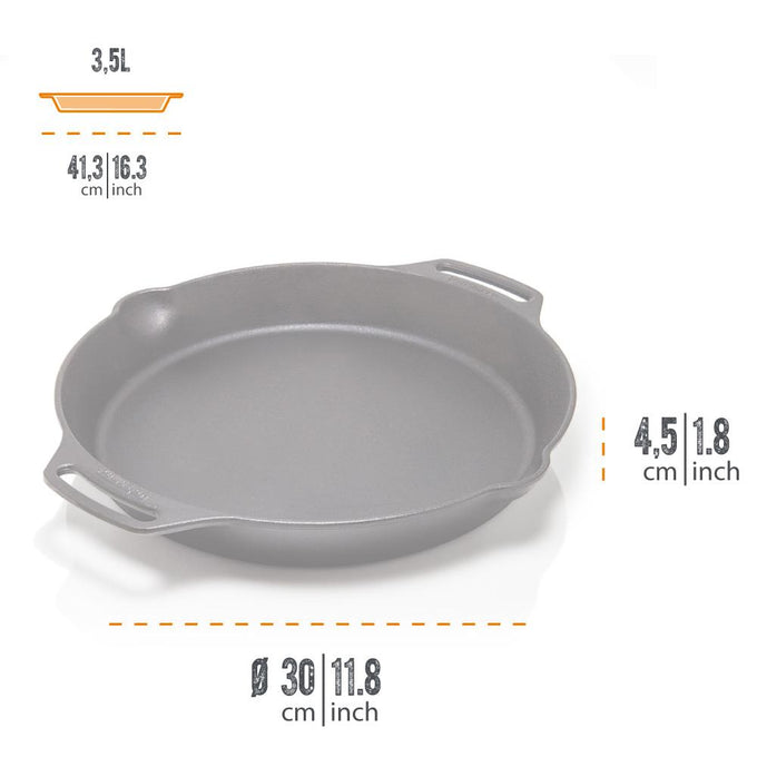 Handcrafted cast iron skillet with two side handles and a small pouring lip, measuring 30 cm in diameter and 4.5 cm deep, perfect for farm, kitchen, camping, cookware, and cast iron collections.
