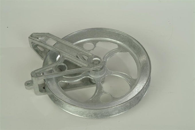 Durable rustproof zinc pulley with cadmium-plated ball bearings, designed for reliable use in laundry supplies, home & decor, clothesline accessories, and best sellers collections.