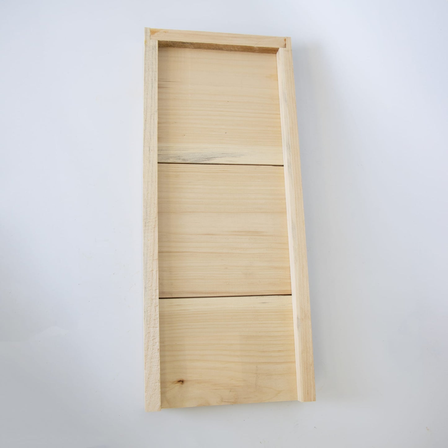 Handcrafted Amish wooden base board designed for 5-frame hives, made in the USA, ideal for Farm, Garden & Tool and Beekeeping Supplies collections.