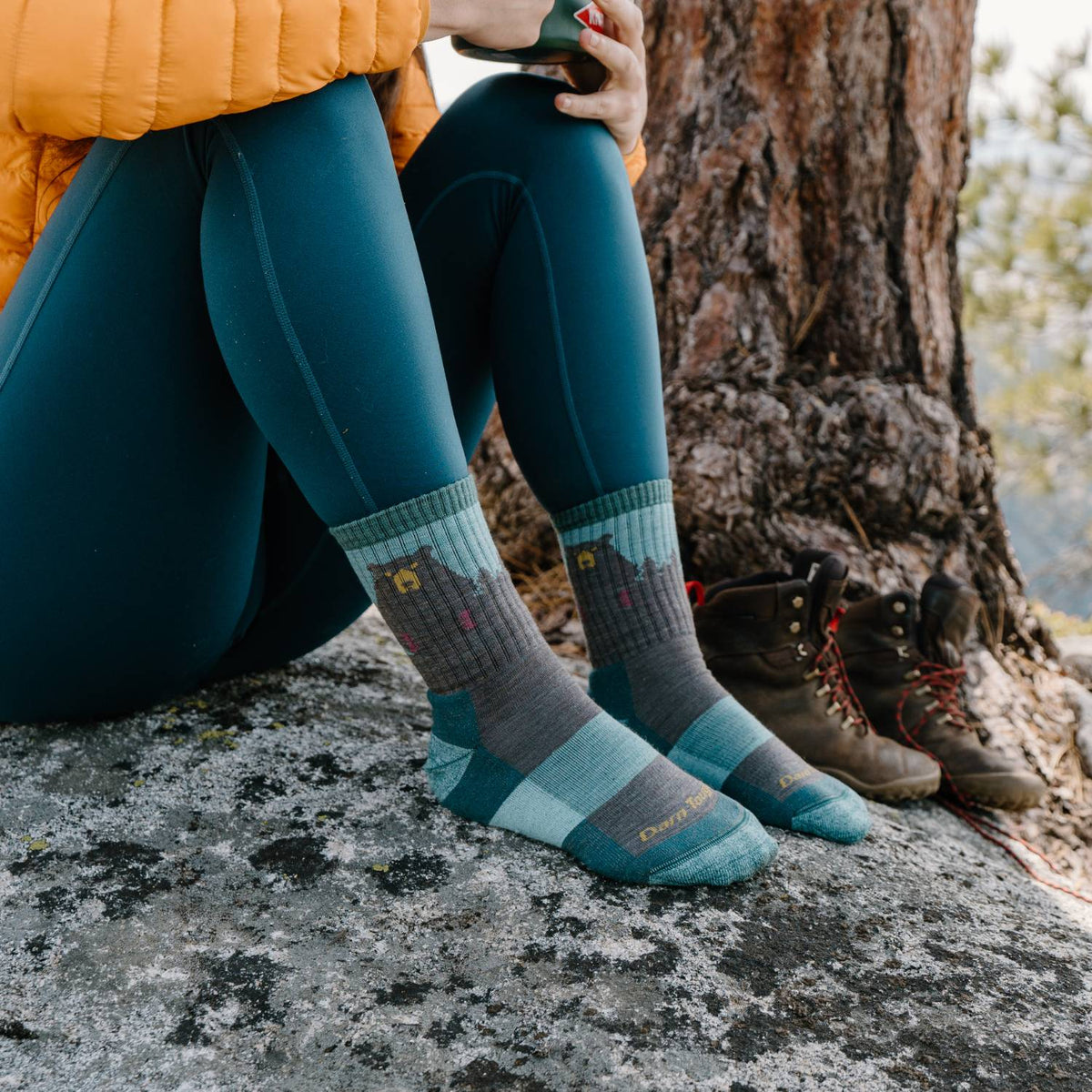 Darn Tough Women's Bear Town Micro Crew Socks