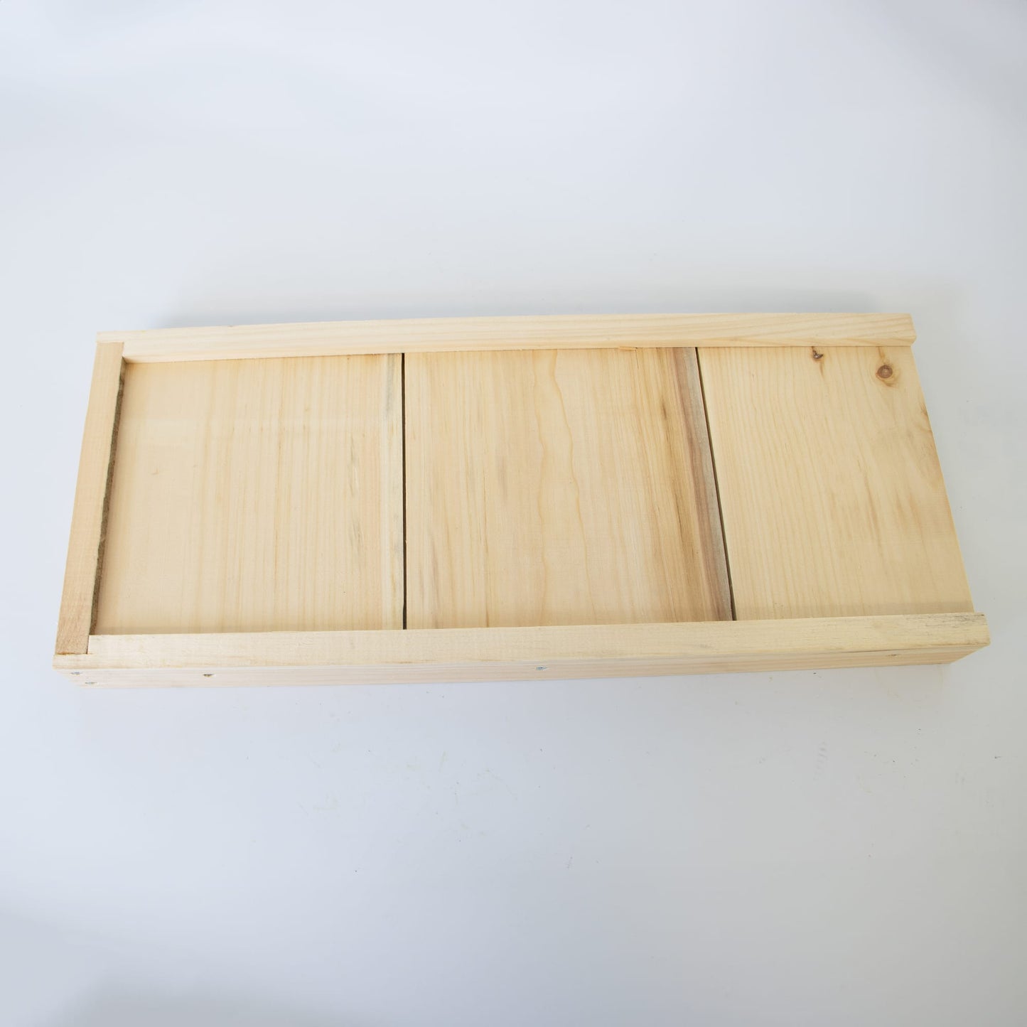 Handcrafted solid wooden base board for 5-frame hive, made in the USA by Amish artisans, designed for Farm, Garden & Tool and Beekeeping Supplies collections.