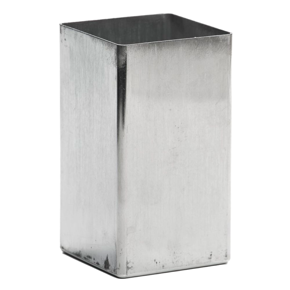Durable one-piece aluminum square candle mold with smooth edges, designed for easy release and long-lasting use, ideal for candles and candlemaking supplies.