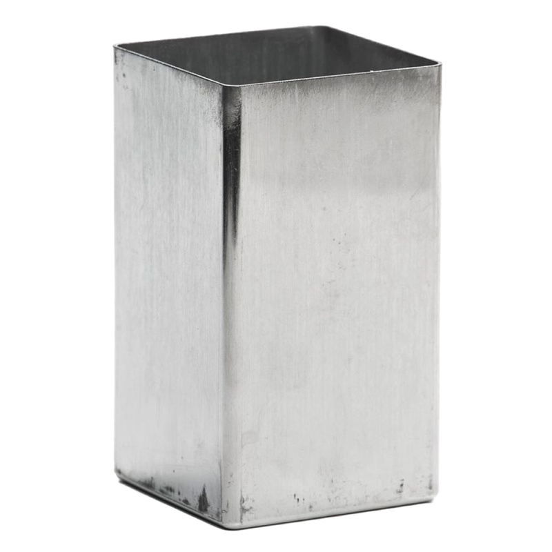 Durable one-piece aluminum square candle mold with smooth edges, designed for easy release and long-lasting use, ideal for candles and candlemaking supplies.