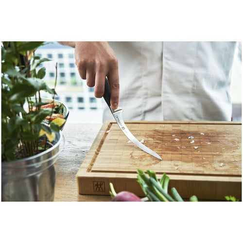 ZWILLING Four Star 7-Inch Fillet Knife