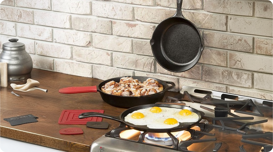 cast iron cookware
